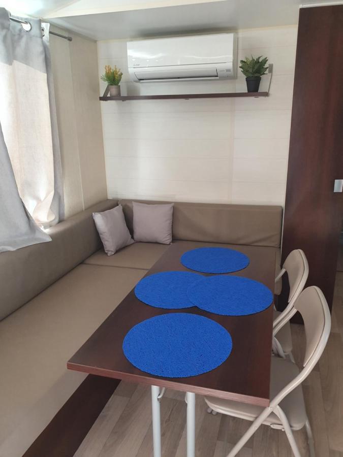 Mobilhome Port-la-Nouvelle Luaran gambar